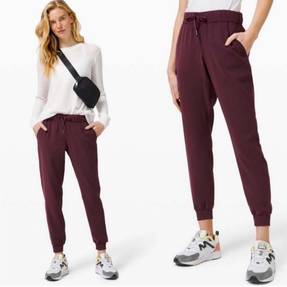 lululemon athletica Pants - Lululemon On the Fly Jogger Pant *Woven Cassis Size 4 Small EUC Lounge wear